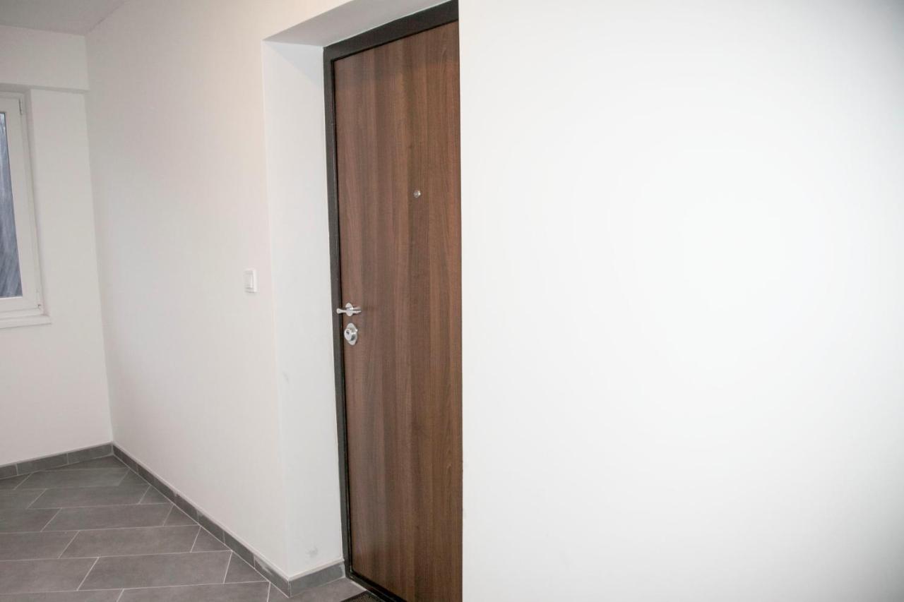 טראווניק Apartment Yesa מראה חיצוני תמונה